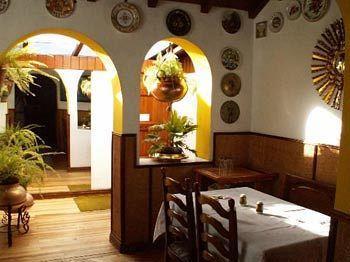 Hotel Los Alpes Кито Экстерьер фото